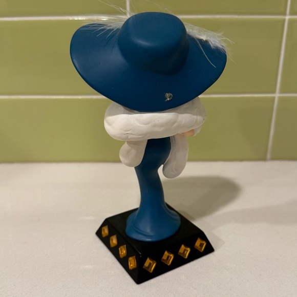 Danbury Mint Betty Boop "Glamour Girl" collector figurine - Picture 3 of 9